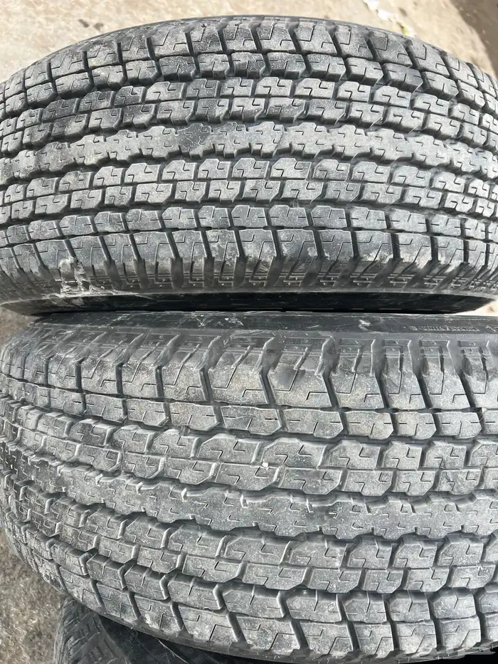 كفرات برجستون ياباني مقاس 275 65 17 4