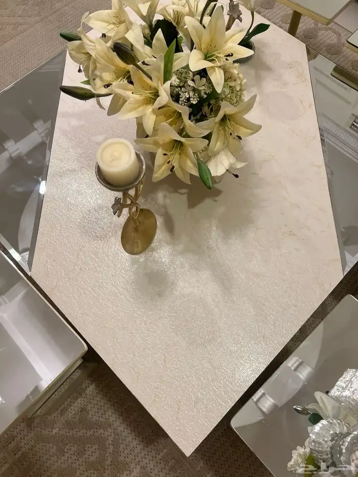 طاوله مع خدمات 6 2