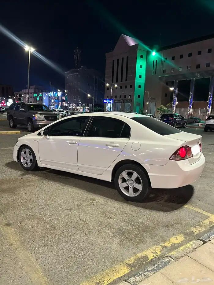 للبيع هوندا سيفيك 2007 فل كامل بدون فتحة سقف 0