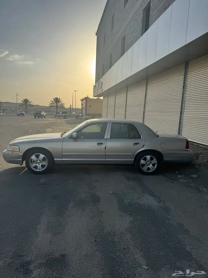 فورد فكتوريا 2009 0