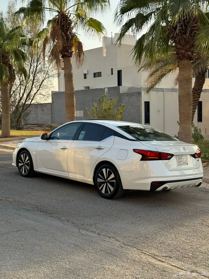 نيسان ألتيما 2021 نظيف نص فل SV وكالة على يدي واستخدام شخصي 5