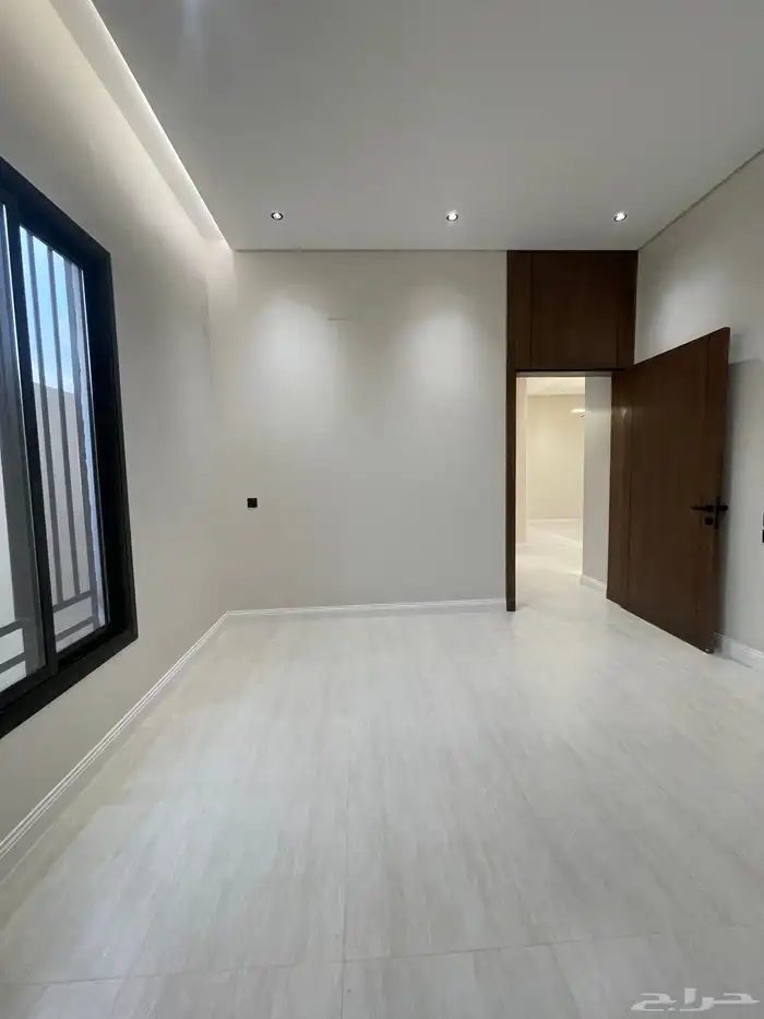 للبيع شقق ارضيه وعلويه من 550 الف ابها المحاله 9