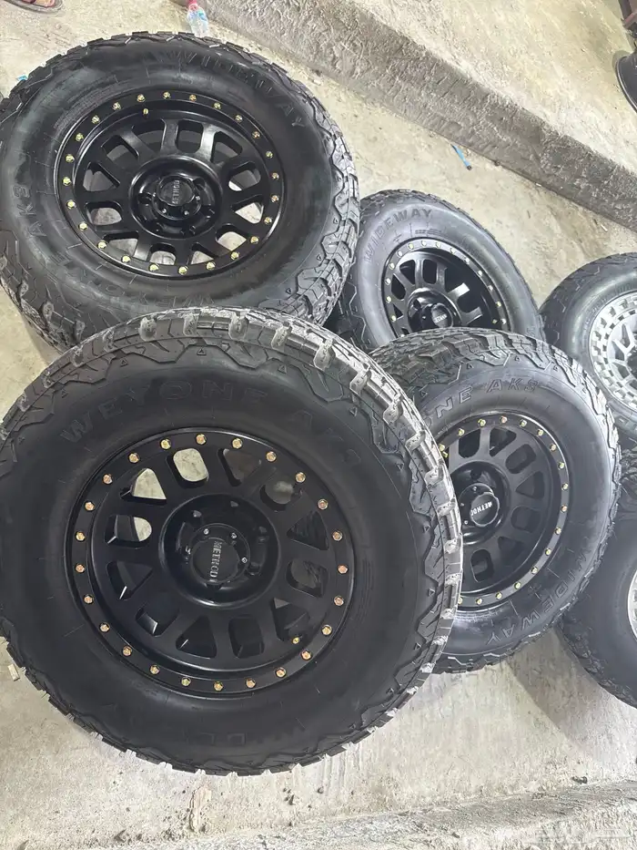 جنوط مايثود مع كفرات حجري تركب جمس سيرا سلفرادو اف جي 0
