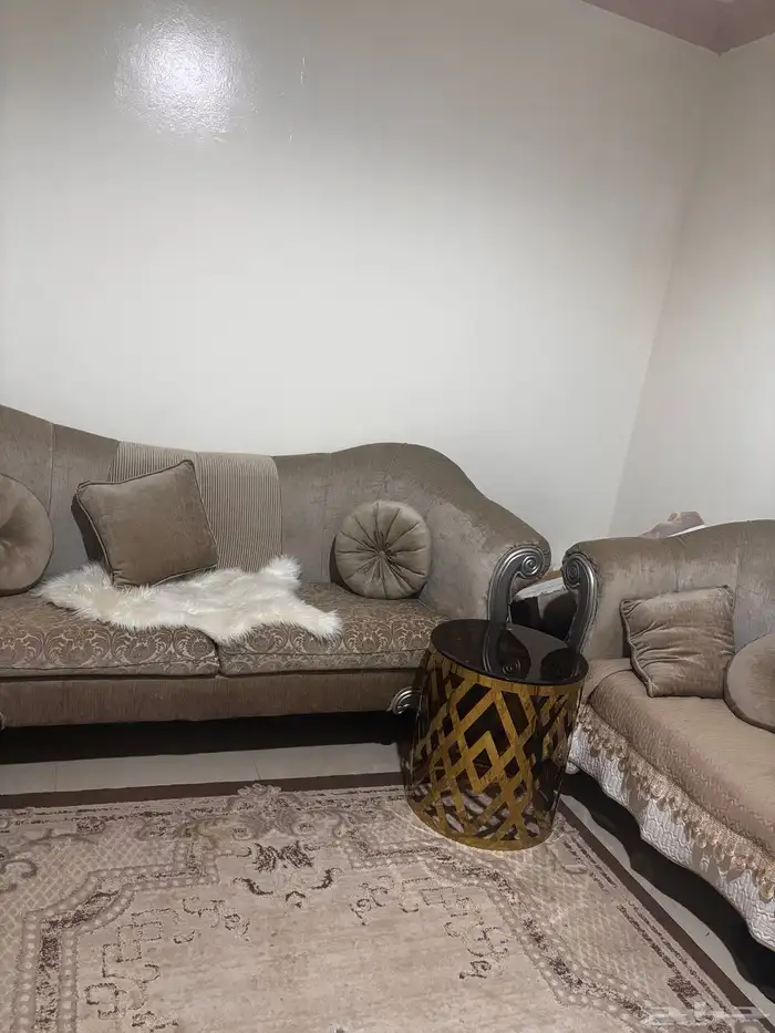 طقم كنب مجلس للبيع 2