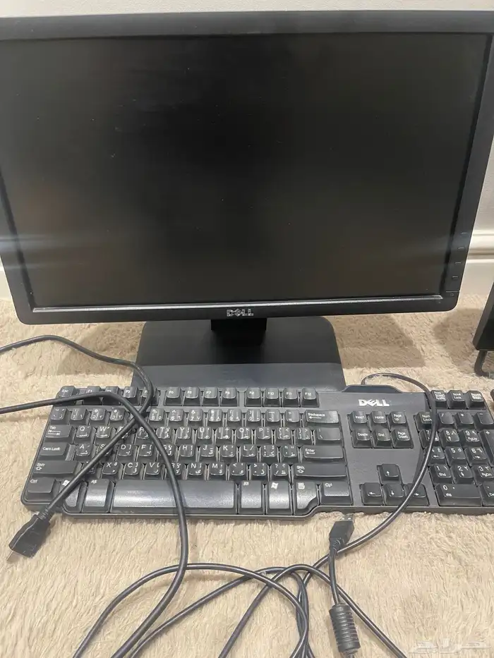 شاسة كمبيوتر ولوحة كيبورد DeLL 1