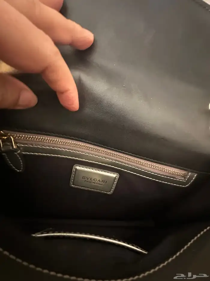 شنطه بولغاري فضي اصليه بحاله جيده 4