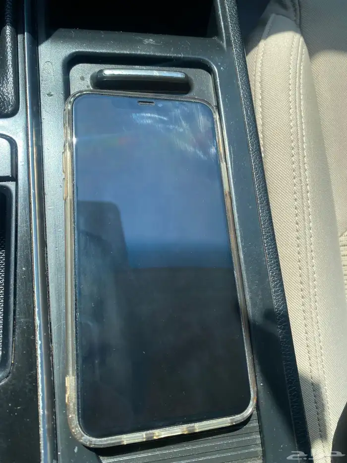 ايفون 11بروماكس 512G ذهبي 6