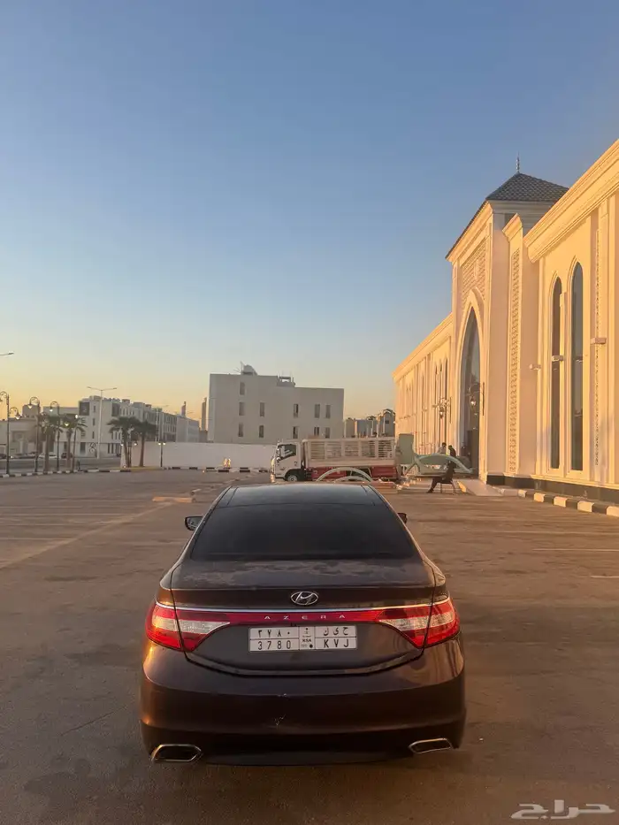 هيونداي ازيرا2017 8