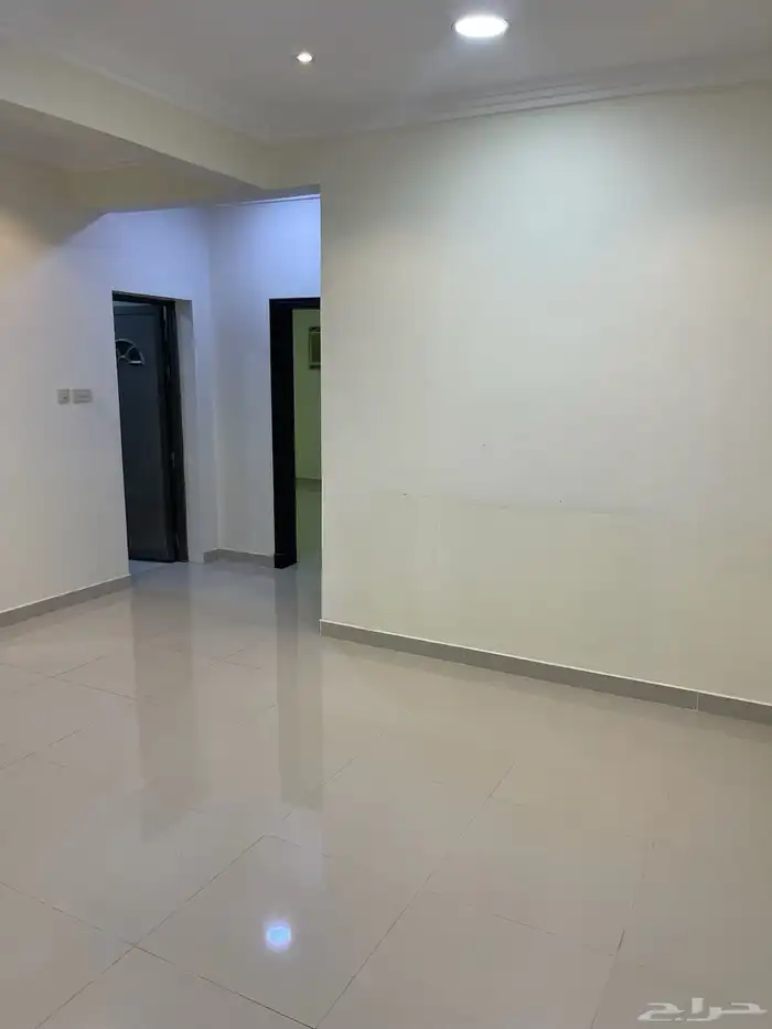 شقة عوائل حي الحفيرة (15400 ريال) 1