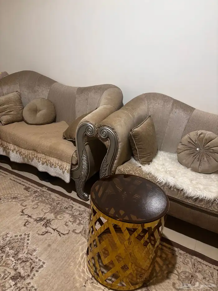 طقم كنب مجلس للبيع 1