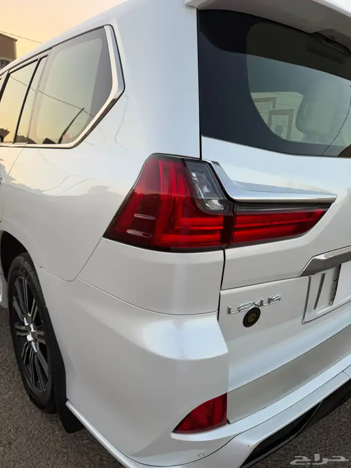 لكزس LX570موديل 2020 خليجي 5