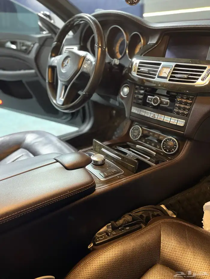 مرسيدس cls 500 فل كامل 37