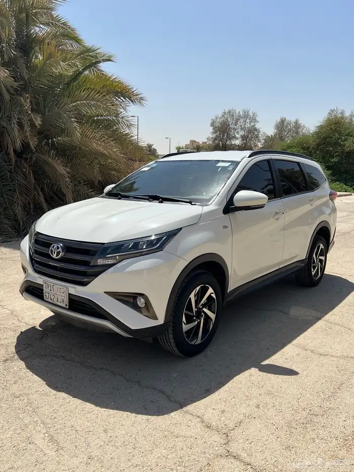 تويوتا راش 2022 أبيض ممتازة للمستخدم Toyota Rush 2022 White 4