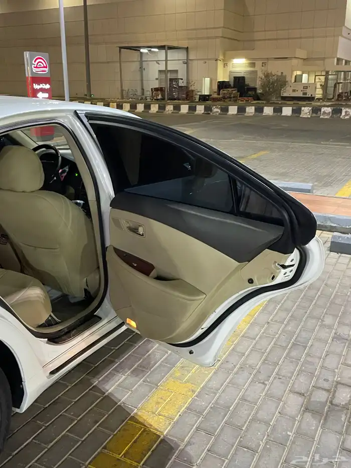 لكزس es350 8