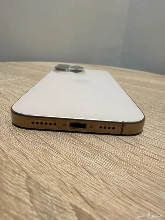 تم البيع iPhone 16 pro max مبند 2