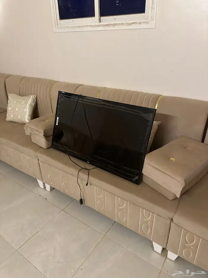 شاشة ارو 40 بوصة 0