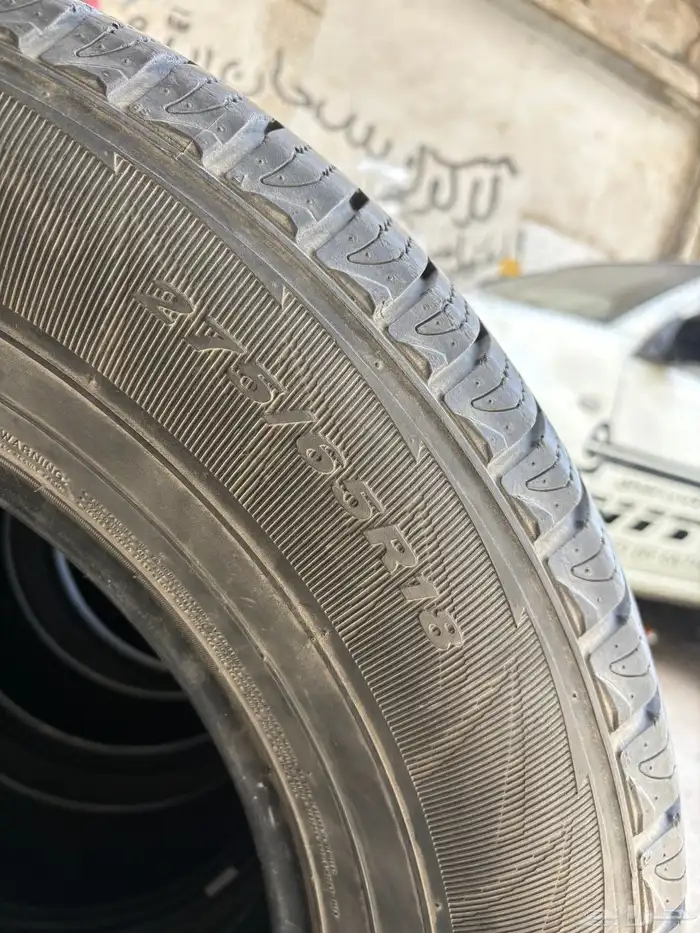 كفرات اسكويا275 65 18ريدستون كوري 8