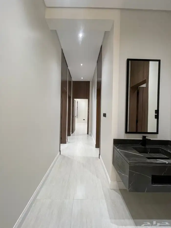 للبيع شقق ارضيه وعلويه من 550 الف ابها المحاله 15
