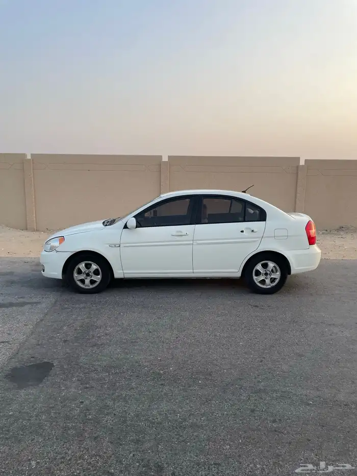 للبيع هيونداي اكسنت 2010 2