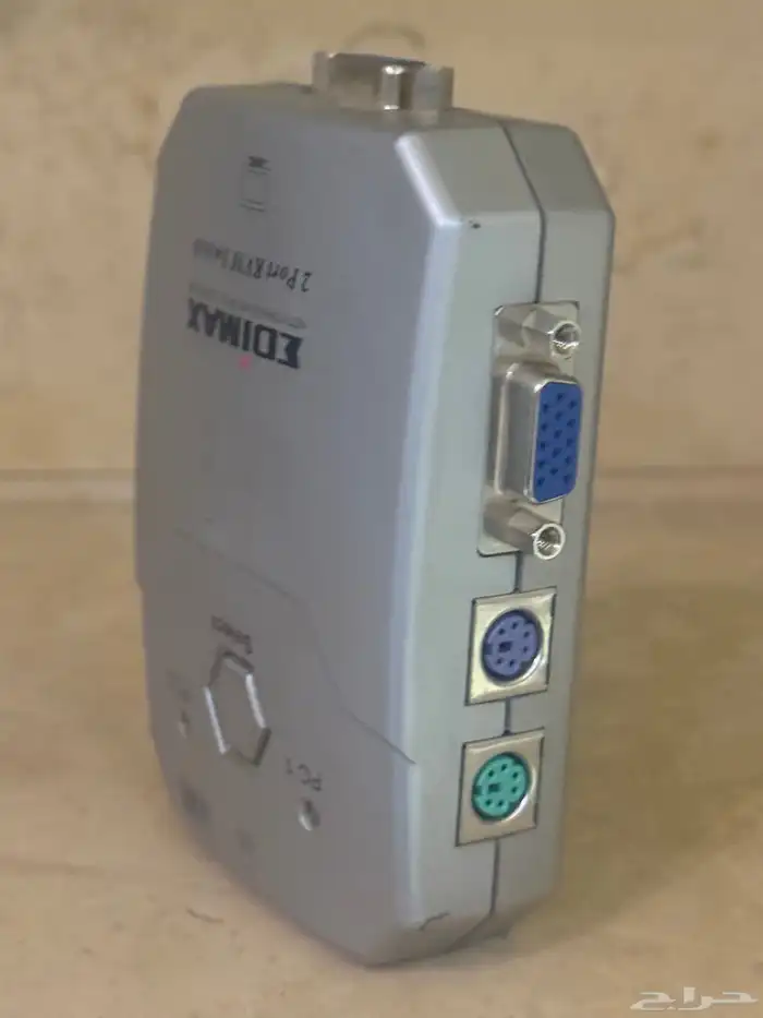 سويتش KVM PS 2 موديل EK-PS2K مستخدم بحالة ممتازة 3