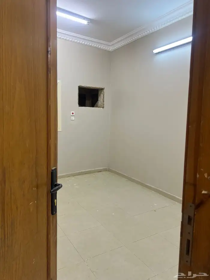 شقق عزاب حي السويس 4