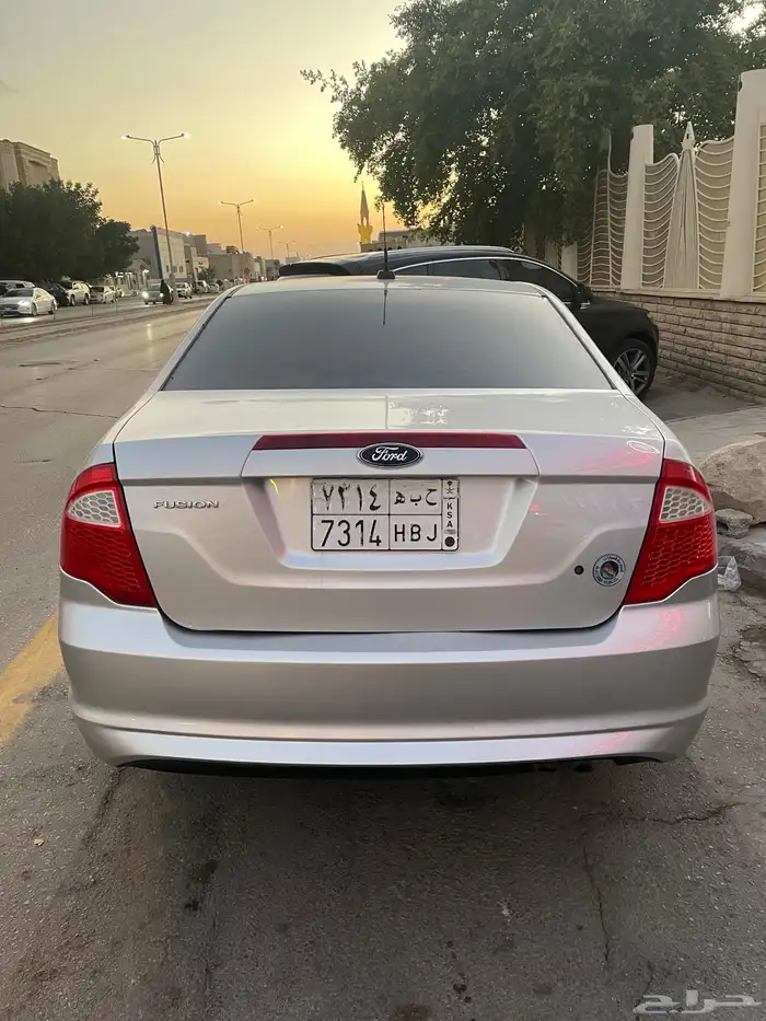 فورد فيوجن 2012 نظيفه للمستخدم ب15000 الف 2
