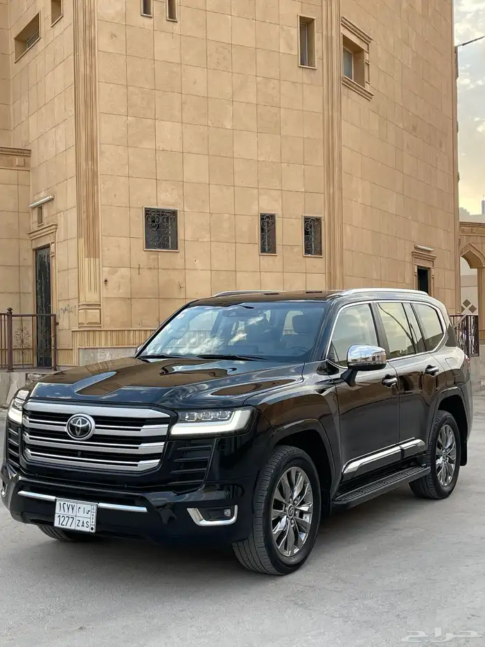 لاندكروزر 2022 VXR فل كامل وارد عبدالغني ممشى 90 وكاله شررط 1