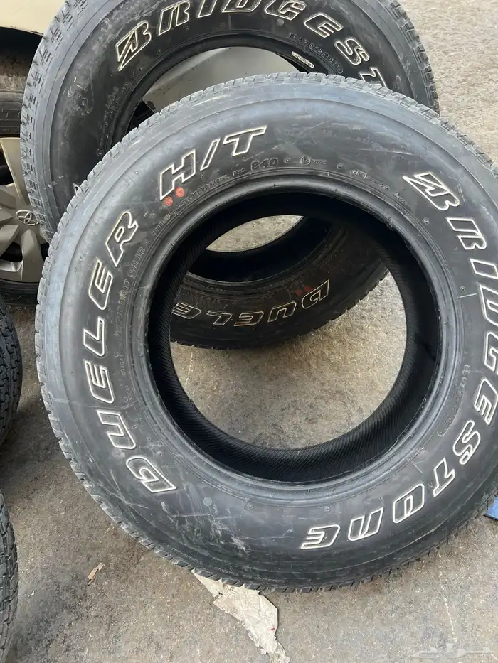 كفرات برجستون ياباني مقاس 275 65 17 8