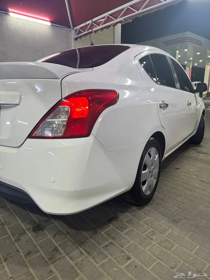 للبيع صني موديل 21 عليها سوم 33 16