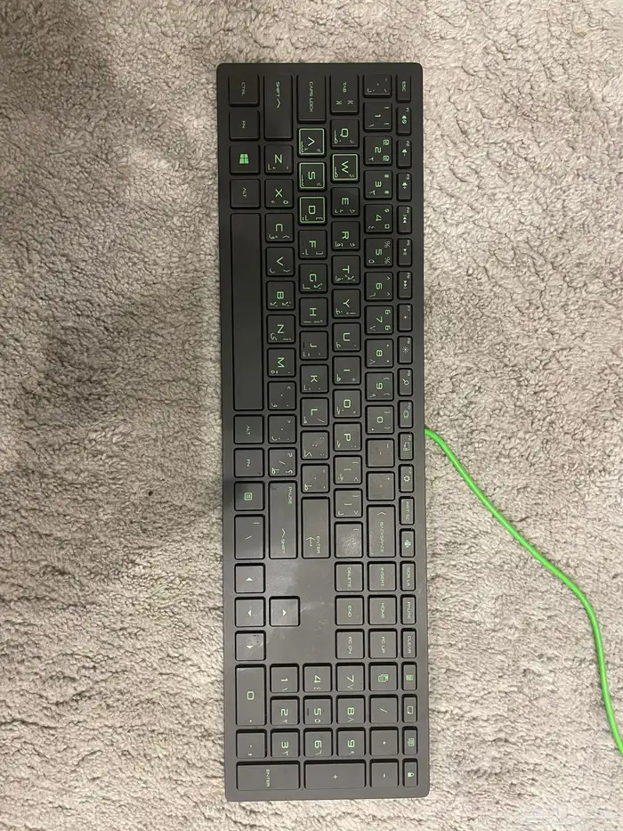 كيبورد اتش بي   نظيف جدا 0