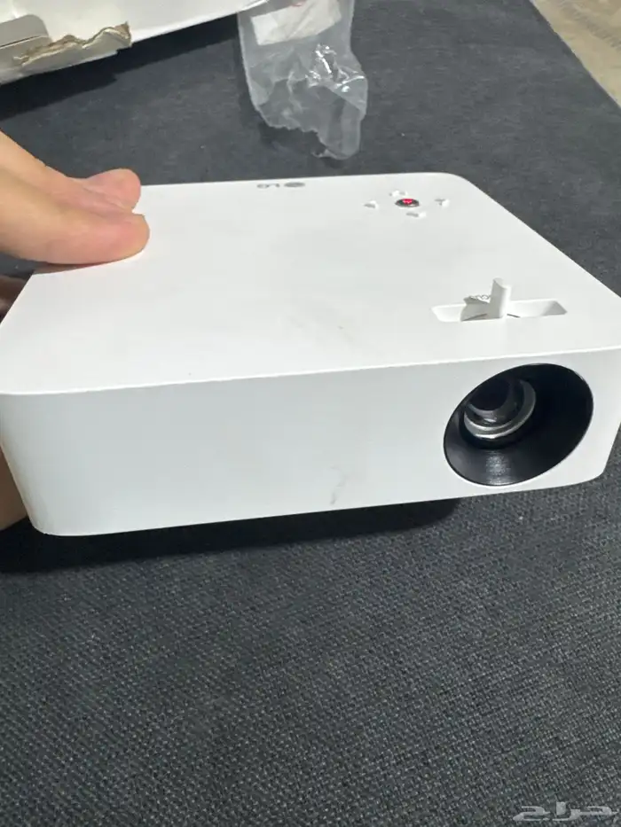 بروجكتر LG 2
