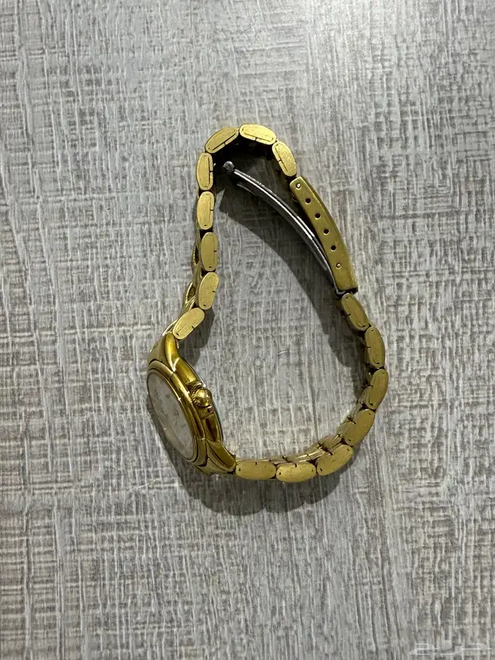ساعه TISSOT نسائيه أصليه .. أصدار قديم غير مستخدم 1