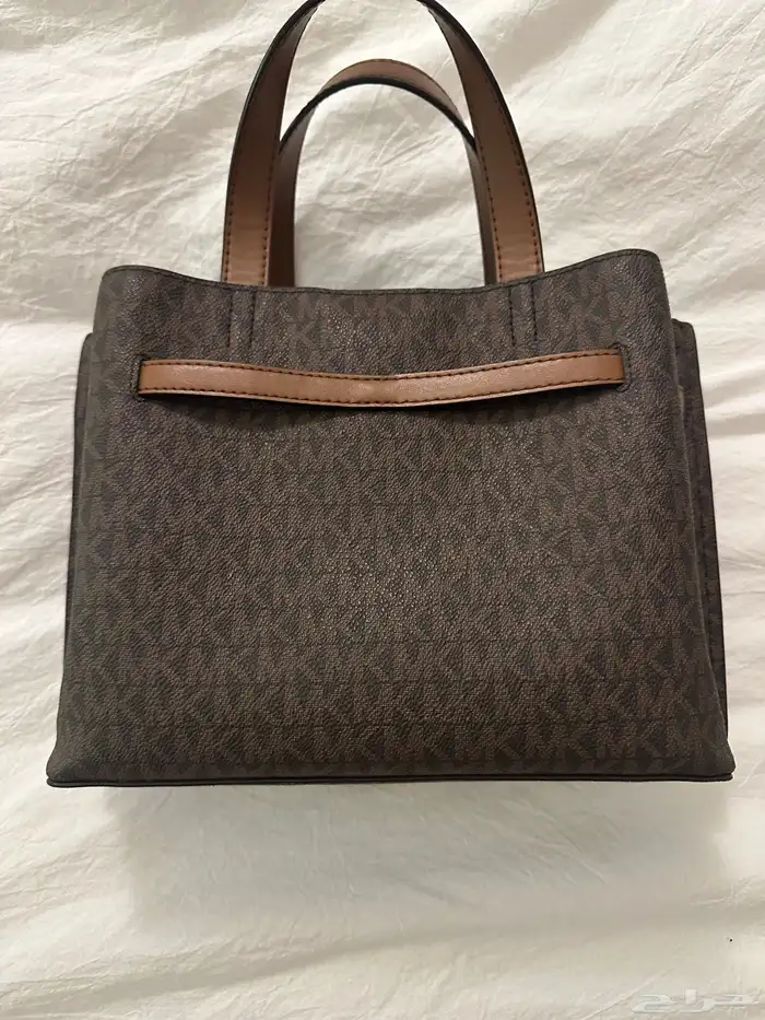 شنطة يد ماركة Michael Kors أصلية 2