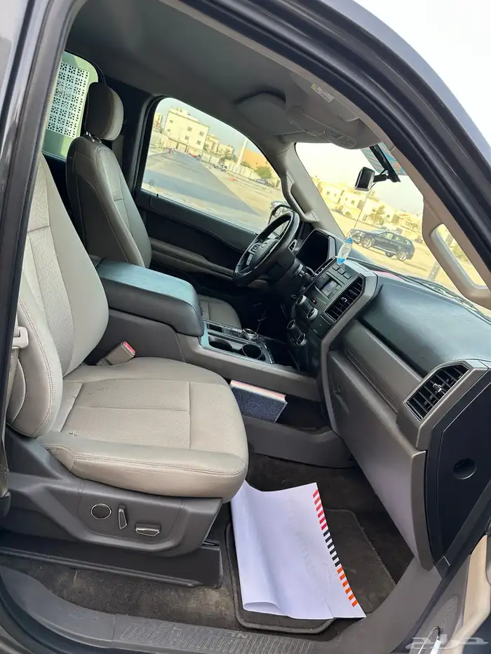 إكسبديشن 2018 XLT سعودي 38