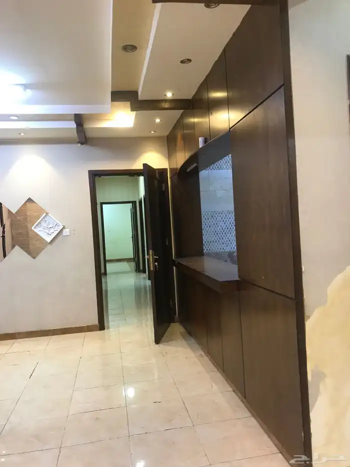 شقق فاخره للايجار. المهرجان ب 5