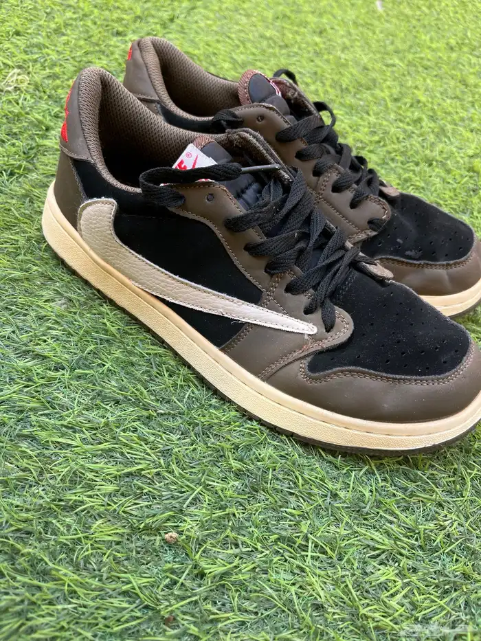 شوز نايك Travis scott 3