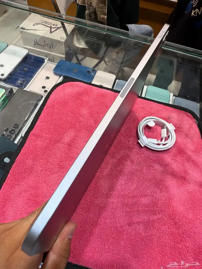 آيباد برو معالج M2 إصدار 2022 بطارية 96نضيييف جدا 5