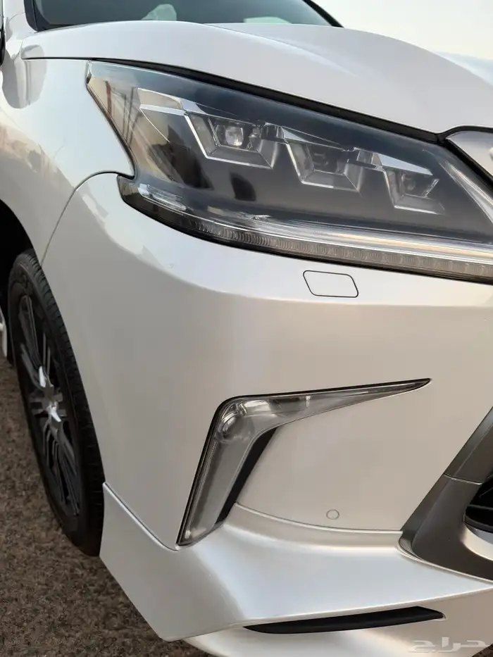 لكزس LX570موديل 2020 خليجي 2