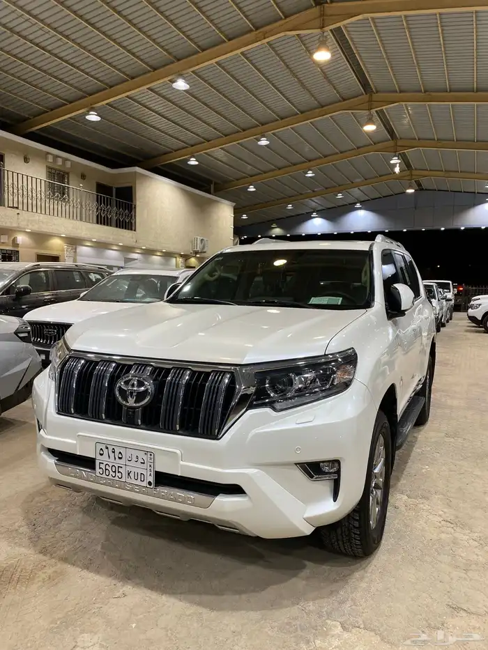 للبيع برادو 2021 VX فل كامل 6 سلندر عبداللطيف عداد 111 الف 1