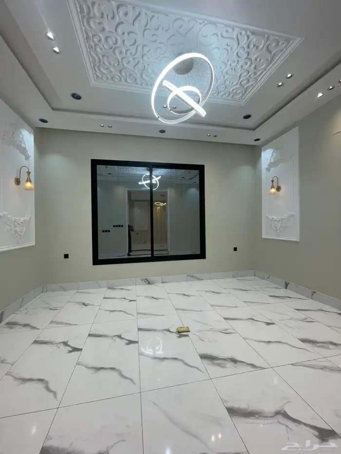 للبيع ارواف ارضيه ورواف علويه تشطيب ممتاز شمال الخميس 12