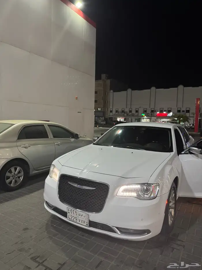 CHRYSLER 2018 C300 V8 FOR SALE 3