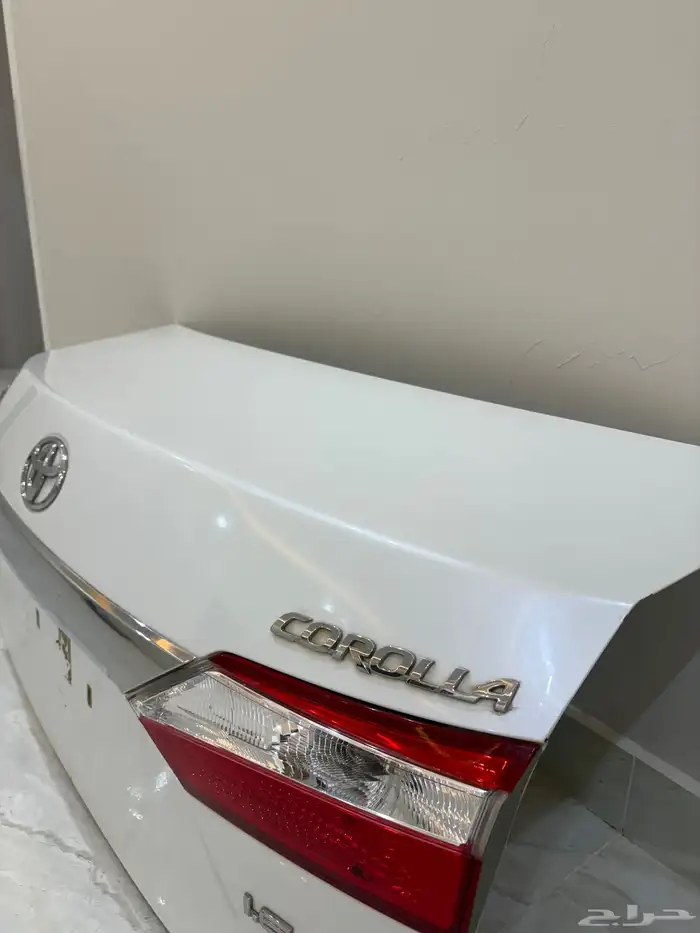 باب شنطة كورلا موديل2015 بلد نظيف ابيض لؤلؤي 4