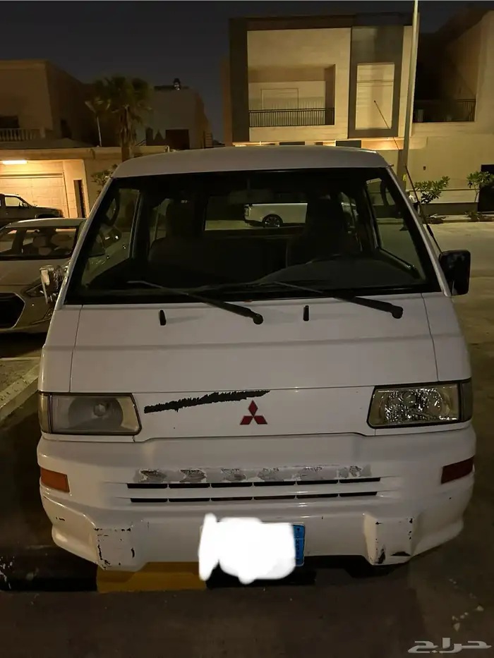 باص مستبيشي 2007 ممشى قليلL300 6