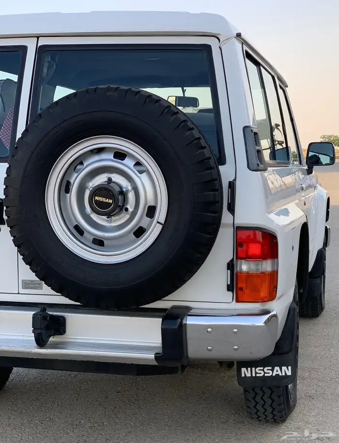 للبيع نيسان باترول ربع 1997 10