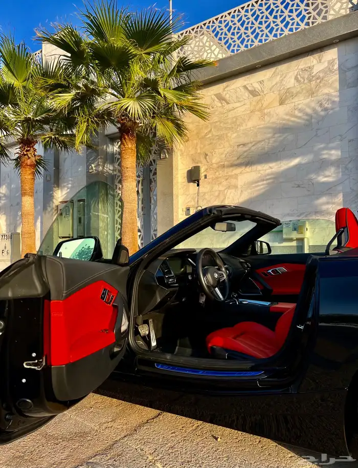 بس ام Z4 موديل 2020 كت M فل كامل 18