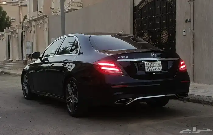 مرسيدس E300 2017 14