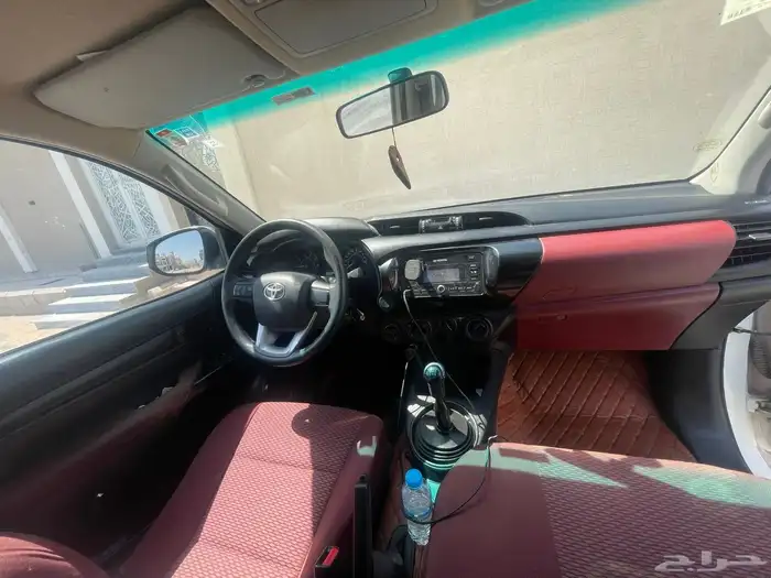 للبيع هايلوكس ديزل 8