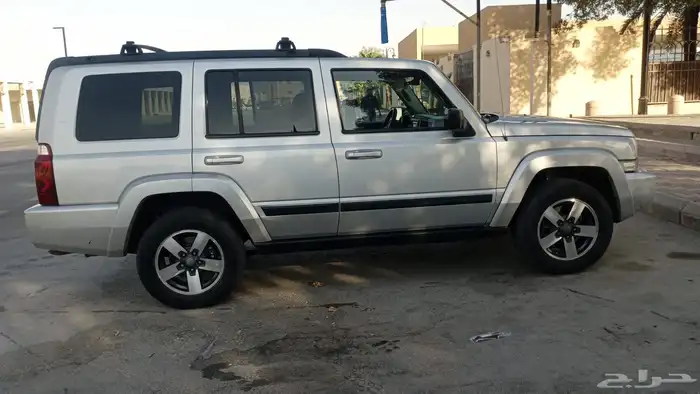 جيب شيروكي كوماندر 2008 2