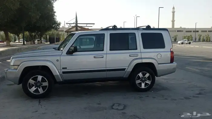 جيب شيروكي كوماندر 2008 3