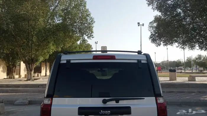 جيب شيروكي كوماندر 2008 9